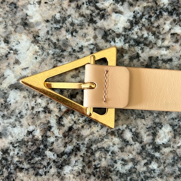 Bottega Veneta Triangle Belt - Picture 5 of 13